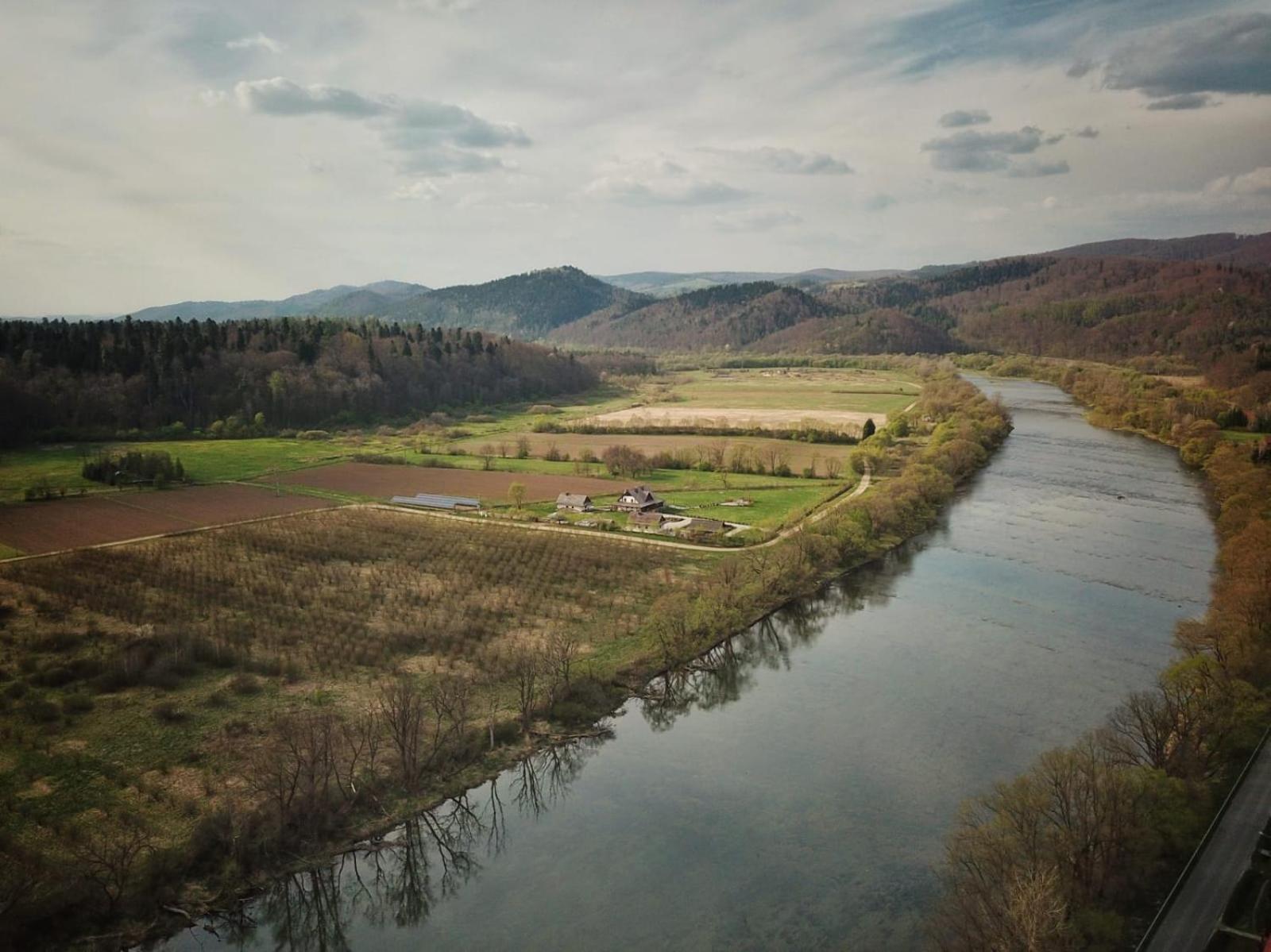 W Dolinie Sanu Villa Lesko Buitenkant foto