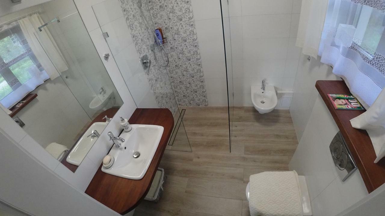 W Dolinie Sanu Villa Lesko Buitenkant foto